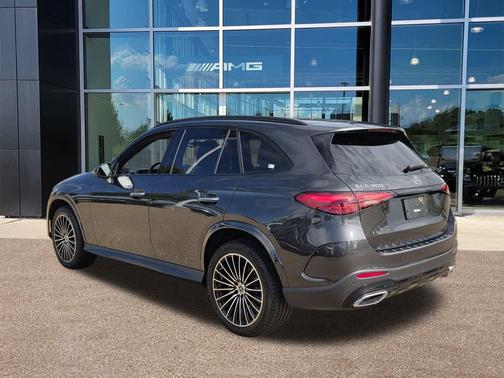 2025 Mercedes-Benz GLC 300 Base