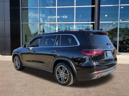 2025 Mercedes-Benz GLS 450 4MATIC