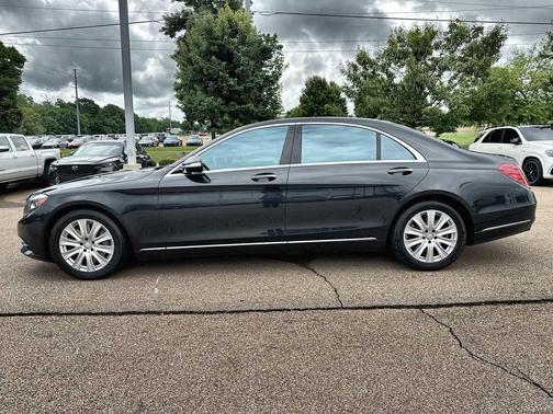 Magnetite Black 2015 Mercedes-Benz S-Class S 550