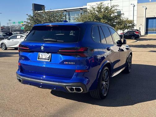 2026 BMW X5 M60i