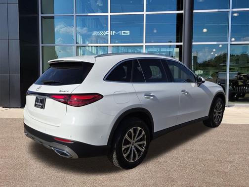 2025 Mercedes-Benz GLC 300 4MATIC