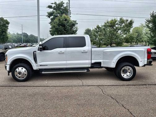 OXFORD WHITE 2023 Ford F-450 Lariat