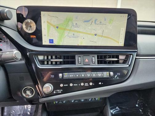 2024 Lexus ES 350 Ultra Luxury