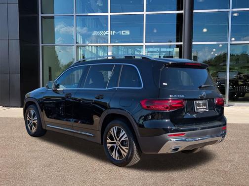 2026 Mercedes-Benz GLB 250 4MATIC