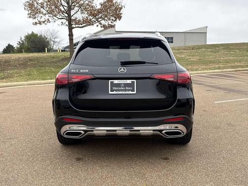 2026 Mercedes-Benz GLC 300 Base