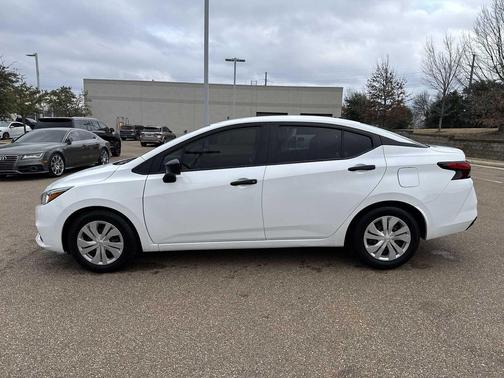 2021 Nissan Versa 1.6 S