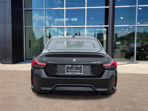 2025 BMW M240 i xDrive