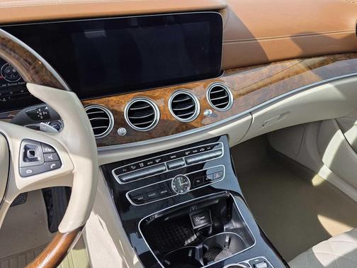 2017 Mercedes-Benz E-Class E 300 Luxury