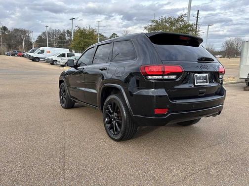 2018 Jeep Grand Cherokee Altitude