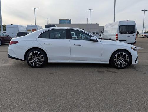 2025 Mercedes-Benz E-Class 4MATIC