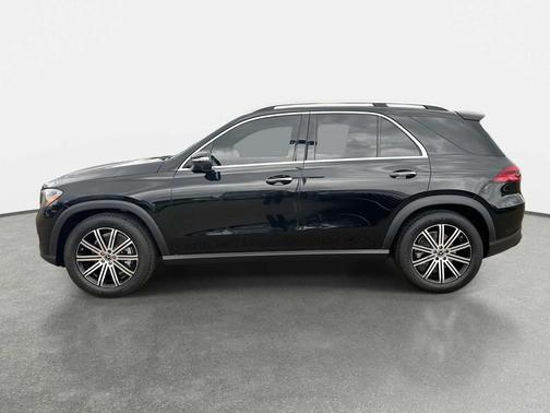 Obsidian Black Metallic 2026 Mercedes-Benz GLE 350 4MATIC