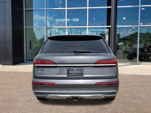 2021 Audi Q7 55 Premium Plus
