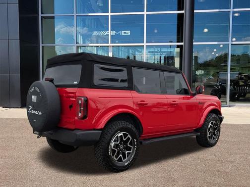 2023 Ford Bronco Outer Banks