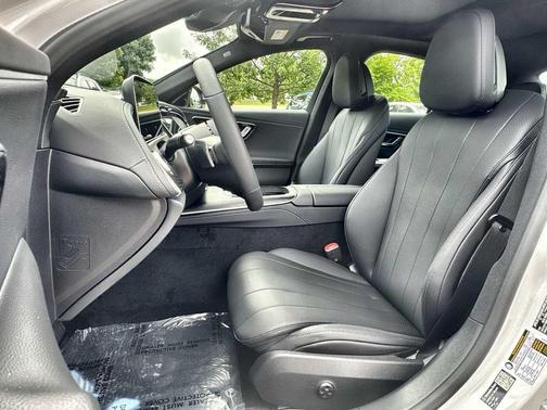 MANUFAKTUR Moonlight White Metallic 2026 Mercedes-Benz E-Class E 350