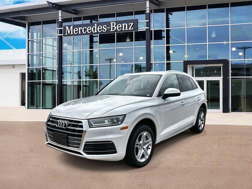 Ibis White 2019 Audi Q5 45 Premium