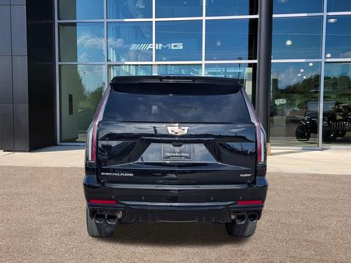 2025 Cadillac Escalade V-Series