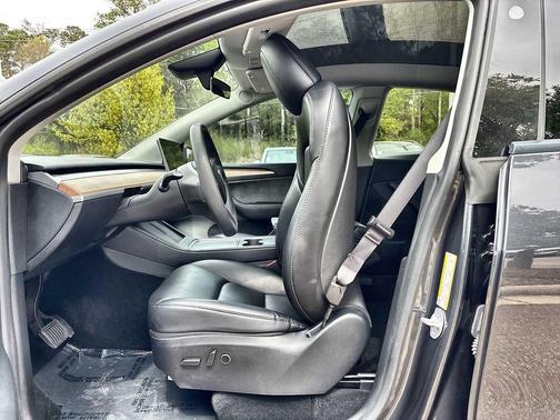 2024 Tesla Model Y RWD