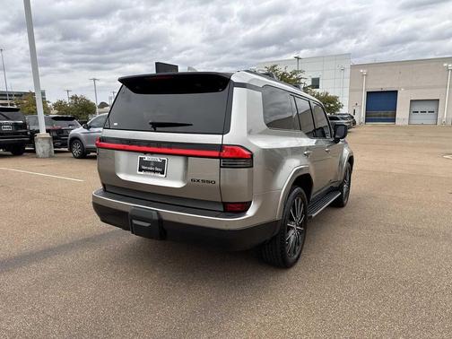2024 Lexus GX 550 Luxury