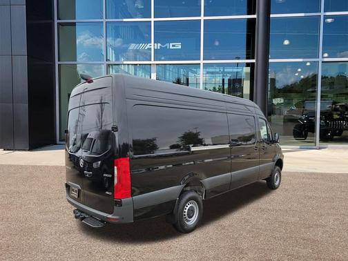 2026 Mercedes-Benz Sprinter 2500 High Roof