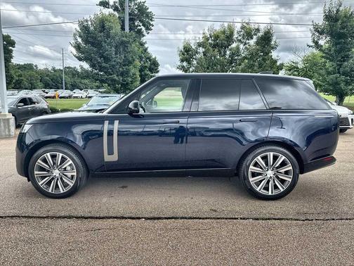 2023 Land Rover Range Rover P530 SE