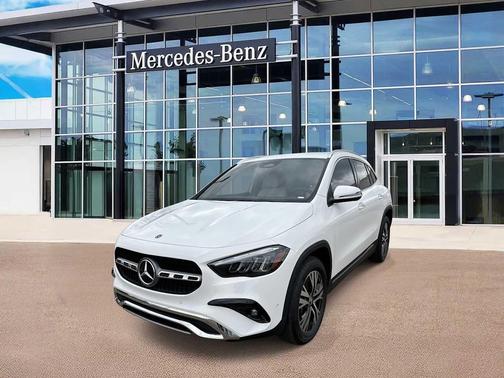 Polar White 2026 Mercedes-Benz GLA 250 4MATIC