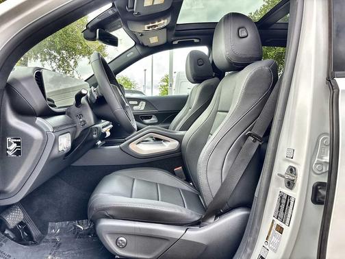 MANUFAKTUR Moonlight White Metallic 2026 Mercedes-Benz GLE 350 4MATIC