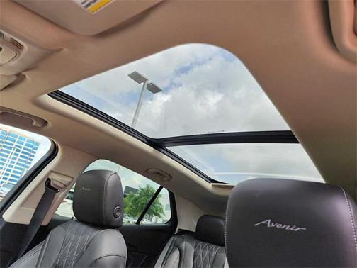 2022 Buick Envision FWD Avenir