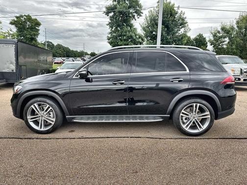 Black 2022 Mercedes-Benz GLE 450 4MATIC