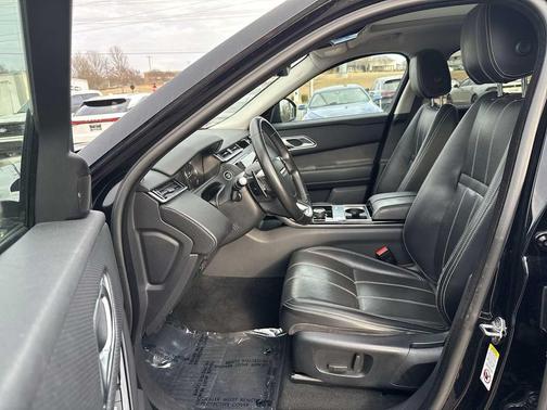 2018 Land Rover Range Rover Velar D180 S