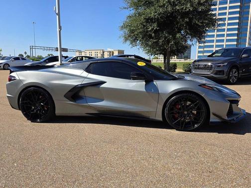 2023 Chevrolet Corvette Stingray w/3LT