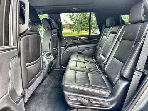 Satin Steel Metallic 2021 Cadillac Escalade Sport