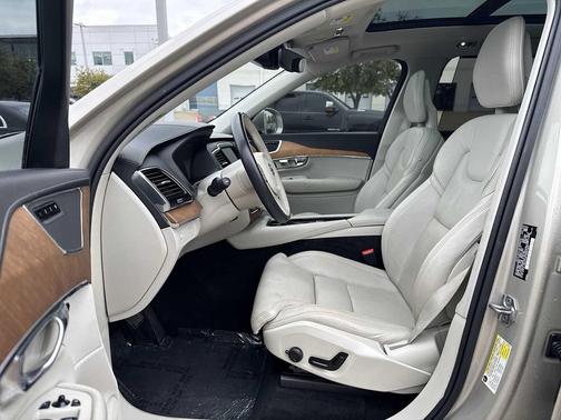 2018 Volvo XC90 T6 Inscription