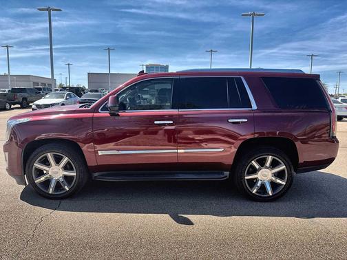 2016 Cadillac Escalade Luxury