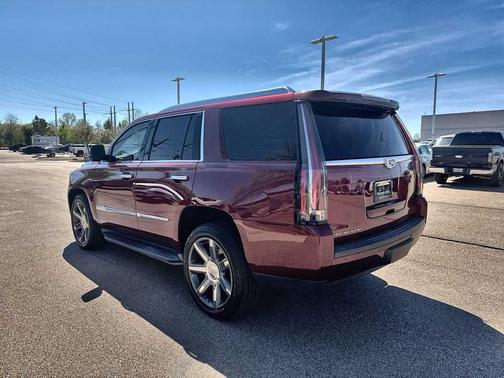 2016 Cadillac Escalade Luxury