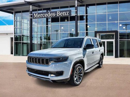 Bright White Clearcoat 2024 Jeep Wagoneer Series II 4x2