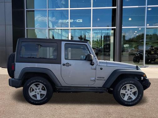 2016 Jeep Wrangler Sport
