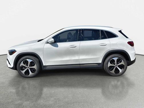 Polar White 2026 Mercedes-Benz GLA 250 4MATIC