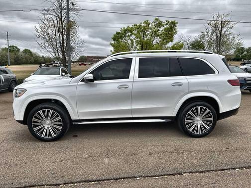 2026 Mercedes-Benz Maybach GLS 600 4MATIC