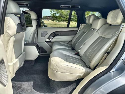 2025 Land Rover Range Rover P530 Autobiography