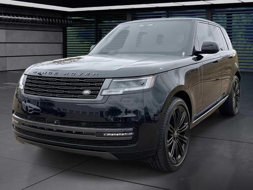 2025 Land Rover Range Rover P400 SE