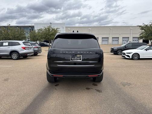 2025 Land Rover Range Rover P400 SE