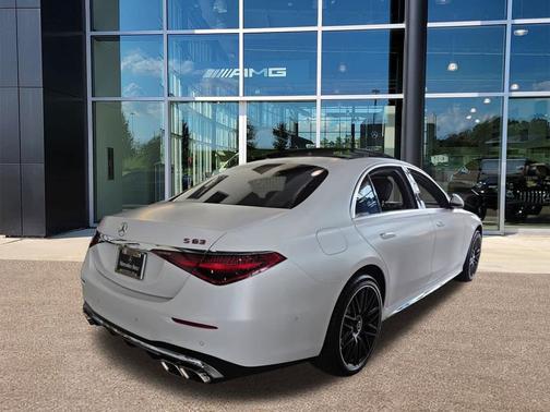 2026 Mercedes-Benz AMG S 63 E 4MATIC
