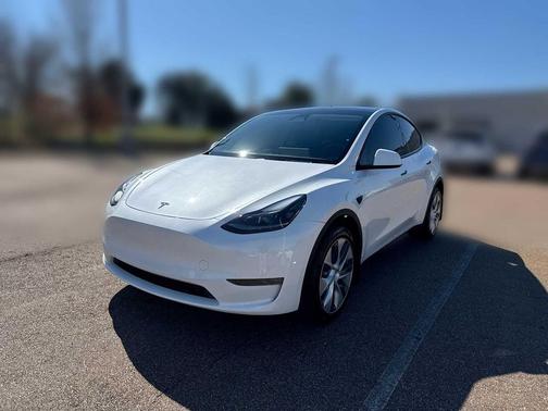 2024 Tesla Model Y Long Range Dual Motor All-Wheel Drive