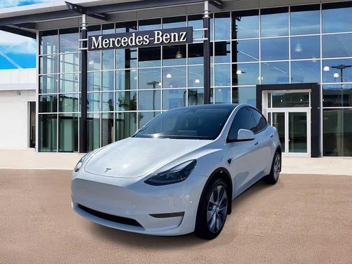 2024 Tesla Model Y Long Range Dual Motor All-Wheel Drive