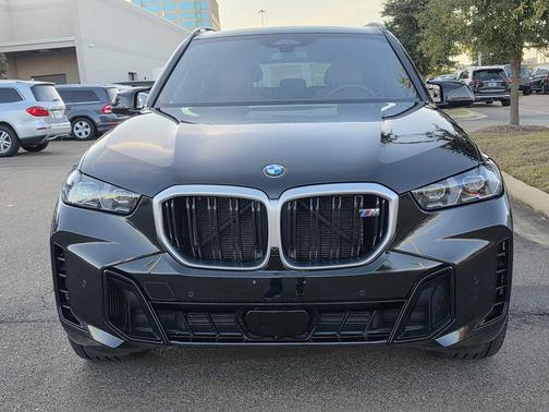 2026 BMW X5 M60i