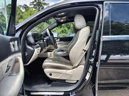 Black 2023 Mercedes-Benz GLS 450 4MATIC