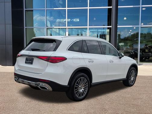 2026 Mercedes-Benz GLC 300 Base