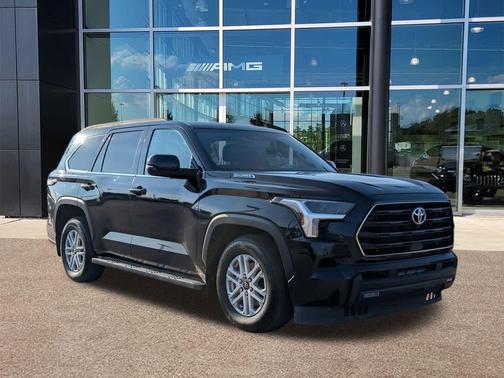 2025 Toyota Sequoia SR5