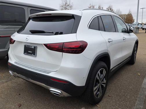 2024 Mercedes-Benz GLA 250 Base