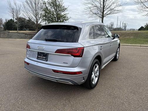 2023 Audi Q5 40 Premium
